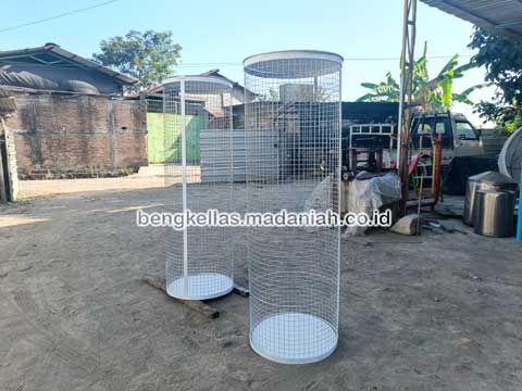 Produsen Tempat Sampah Botol Plastik Banjar