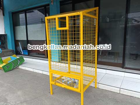 Distributor Tempat Sampah Botol Plastik Buru Termurah