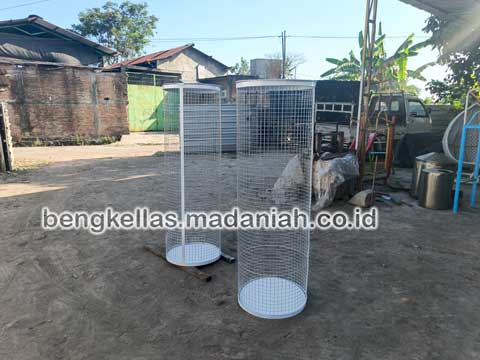 Distributor Tempat Sampah Botol Plastik Ende Berpengalaman