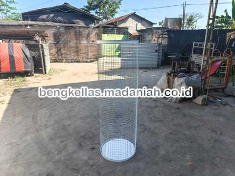 Distributor Tempat Sampah Botol Plastik Landak Termurah