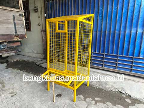Distributor Tempat Sampah Botol Plastik Maybrat