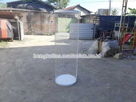 Distributor Tempat Sampah Botol Plastik Pamekasan