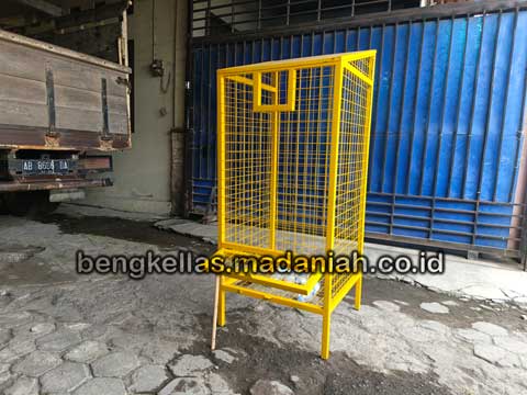 Distributor Tempat Sampah Botol Plastik Puncak