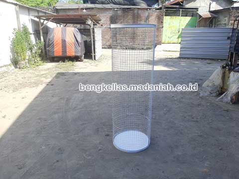 Distributor Tempat Sampah Botol Plastik Sampang