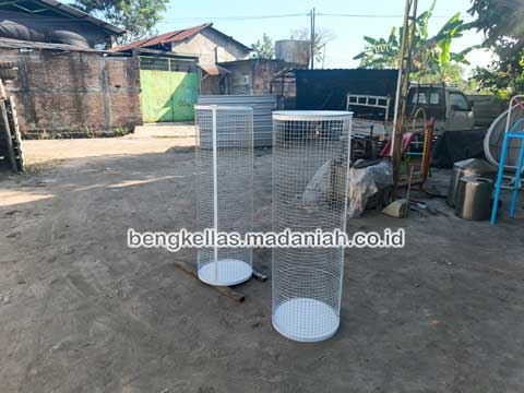 Distributor Tempat Sampah Botol Plastik Sumba Timur Terpercaya