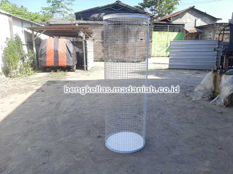 Jual Tempat Sampah Botol Plastik Seram Bagian Timur Berkualitas