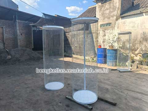 Produsen Tempat Sampah Botol Plastik Banggai Murah