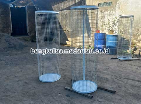 Produsen Tempat Sampah Botol Plastik Luwu