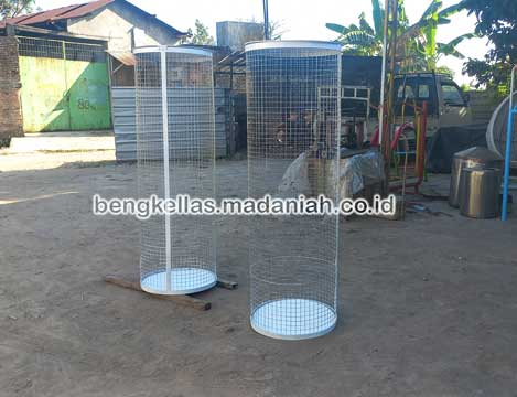 Produsen Tempat Sampah Botol Plastik Polewali Mandar Berkualitas