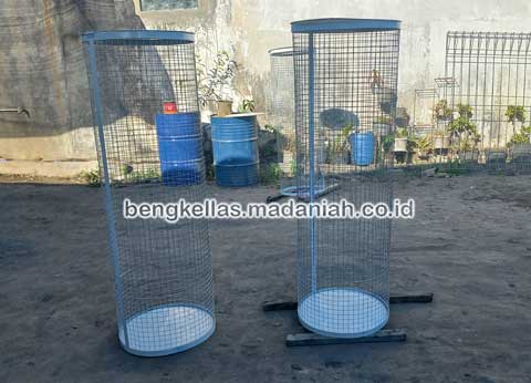 Produsen Tempat Sampah Botol Plastik Tidore Kepulauan