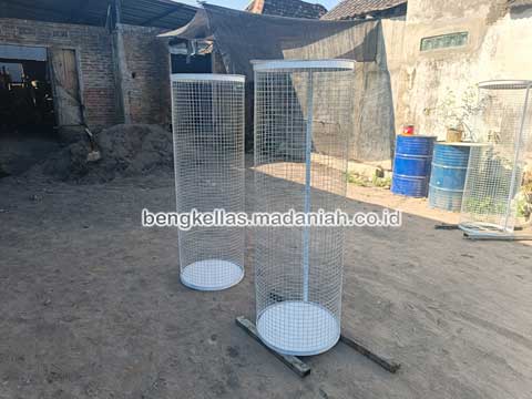 Produsen Tempat Sampah Botol Plastik Tojo Una-Una