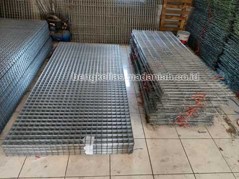 Produsen Wiremesh Maybrat