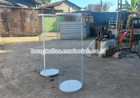 Supplier Tempat Sampah Botol Plastik Buton