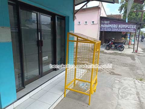 Supplier Tempat Sampah Botol Plastik Kota Tomohon Terpercaya