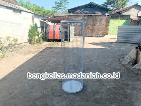 Supplier Tempat Sampah Botol Plastik Sambas