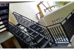 Gambar Model Desain Railing Tangga Minimalis Modern Gambar Model Desain Railing Tangga Minimalis Modern